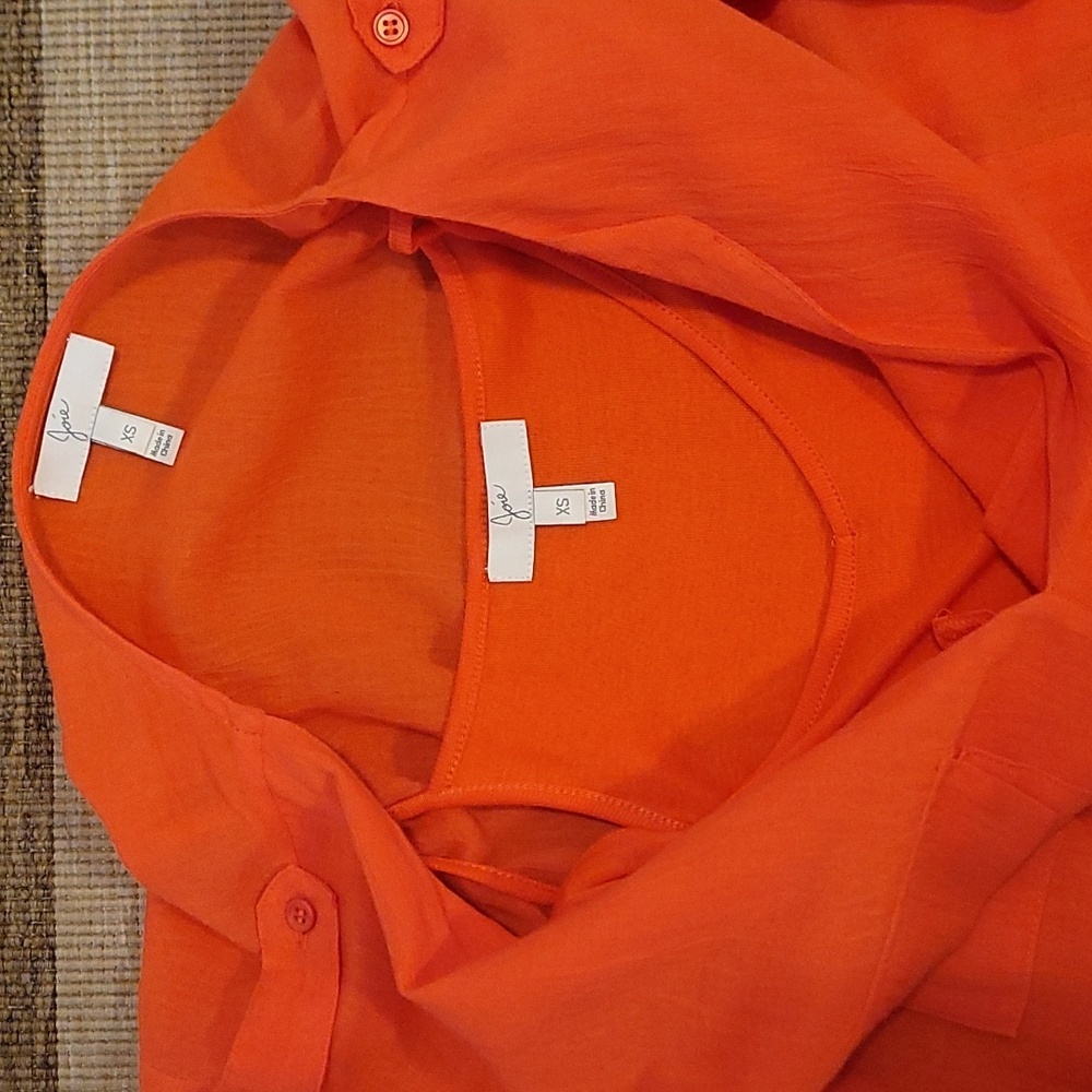 Joie Women's Orange V-Neck Top - Picture 6 of 8